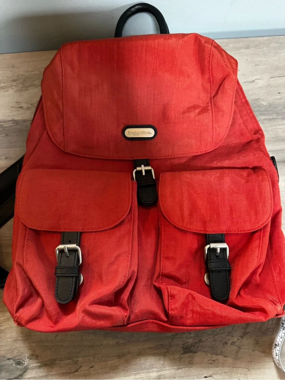 Baggallini streamlined red